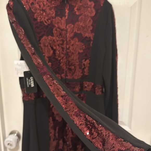 NWT, Gorgeous Guess sequin long sleeve dress, size 16 - Picture 2 of 8